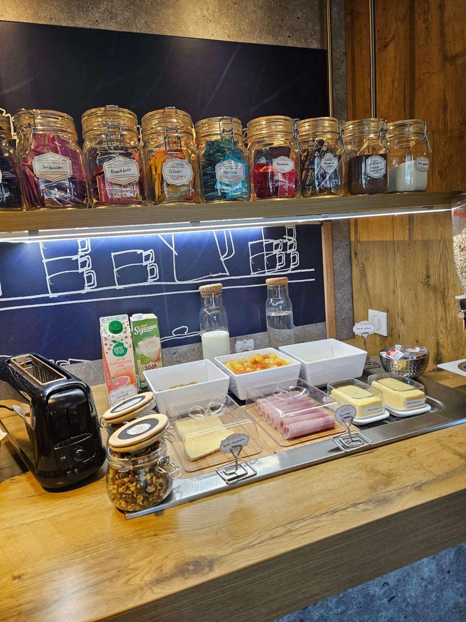 Ibis Budget Clermont Ferrand Sud Aubière Kültér fotó